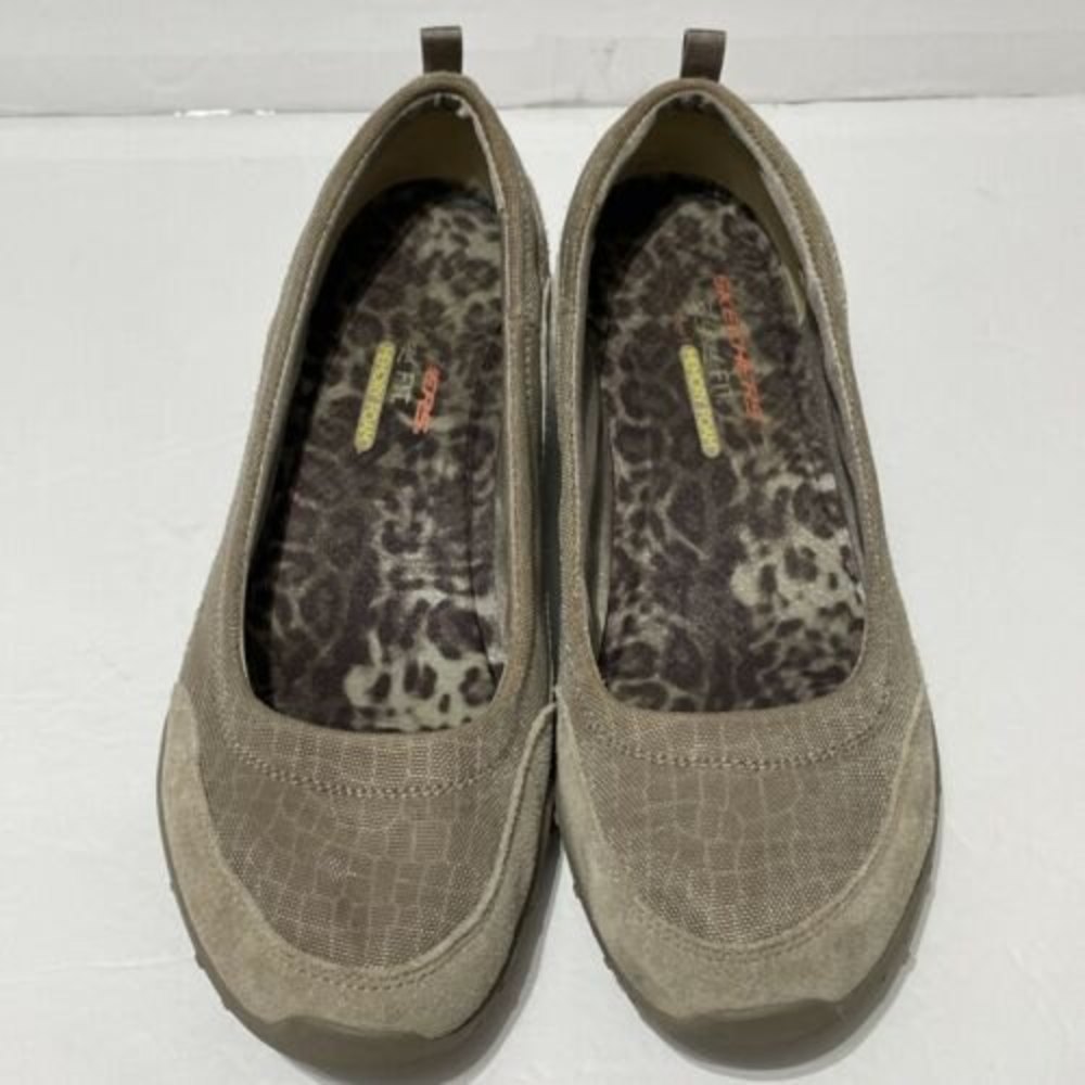 Skechers Sport Women's Savvy Dressed Up Wedge Pump Size 11 Suede